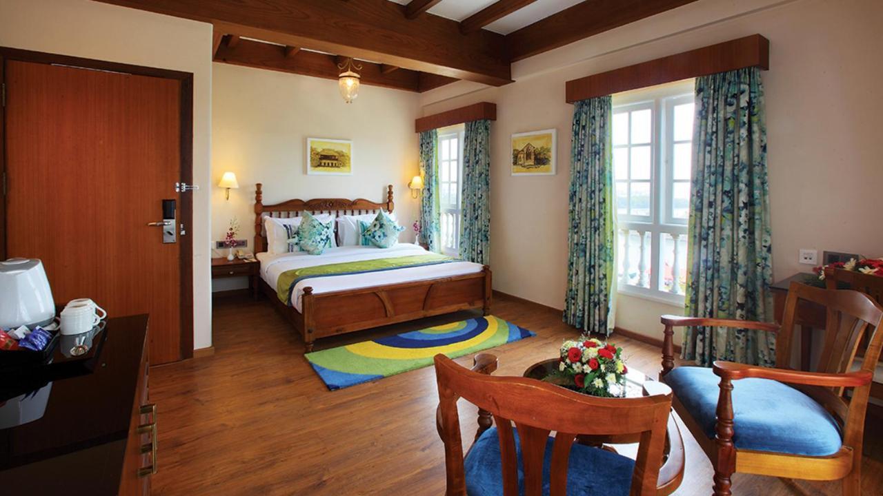 Hotel Le Maritime, Kochi By Westbridge Exteriér fotografie