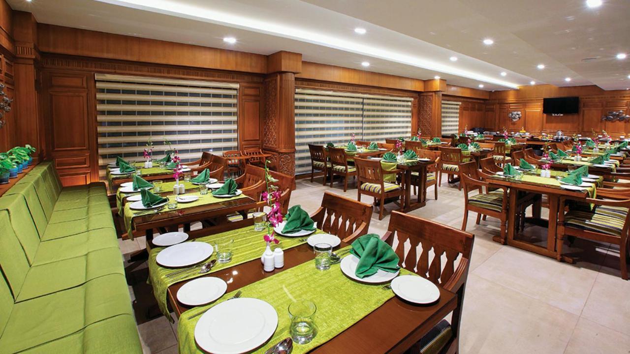 Hotel Le Maritime, Kochi By Westbridge Exteriér fotografie